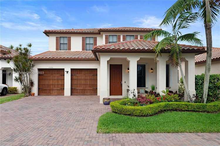 3300 NW 84th Way Cooper City, FL 33024