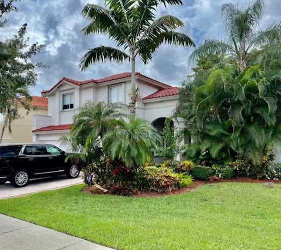 11310 NW 61st St Doral, FL 33178