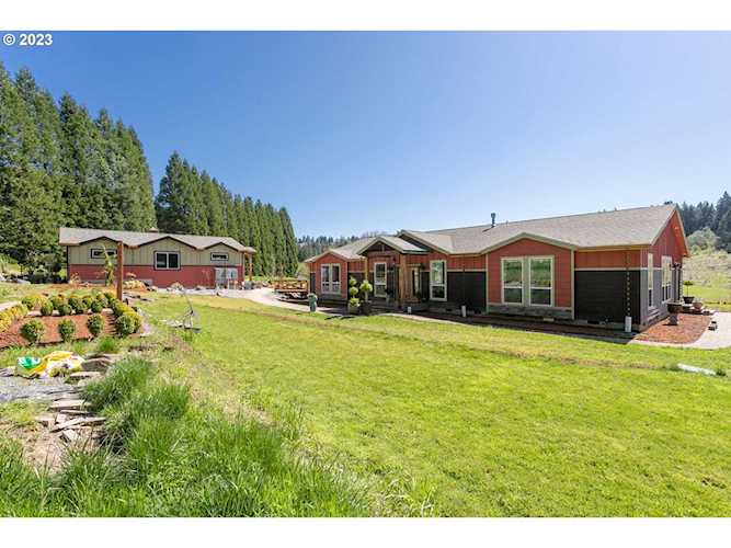 1307 NW 359th ST La Center, WA 98629