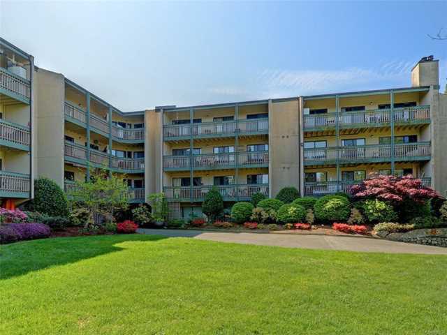 3277 Quadra St #201 Saanich, BC V8X 4W9