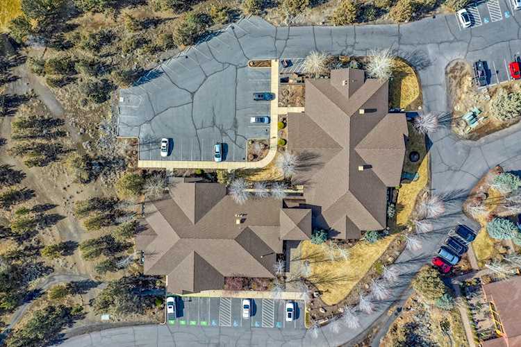 7555 Falcon Crest Dr Redmond, OR 97756