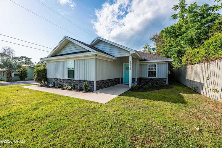 22520 Hilltop Ave Panama City Beach, FL 32413