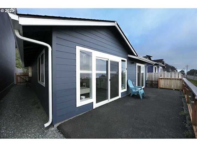 29162 Kerber DR Gold Beach, OR 97444
