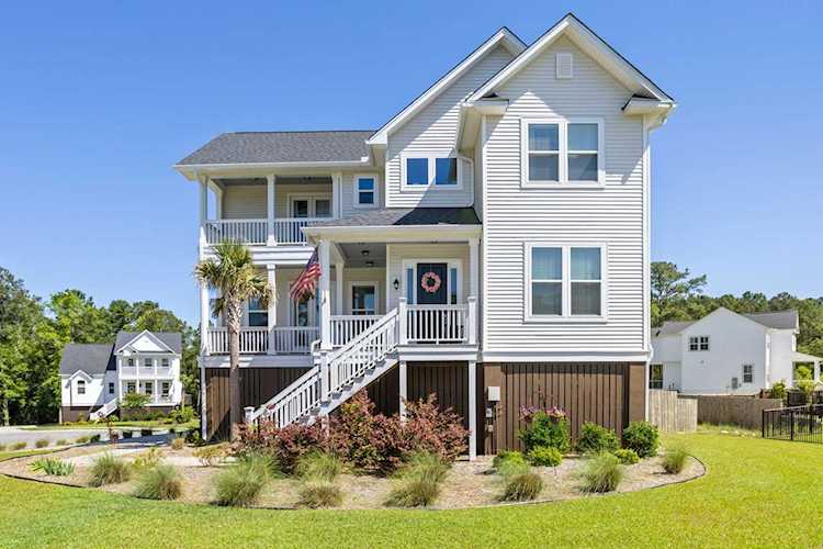 110 Martins Point Dr Wando, SC 29492