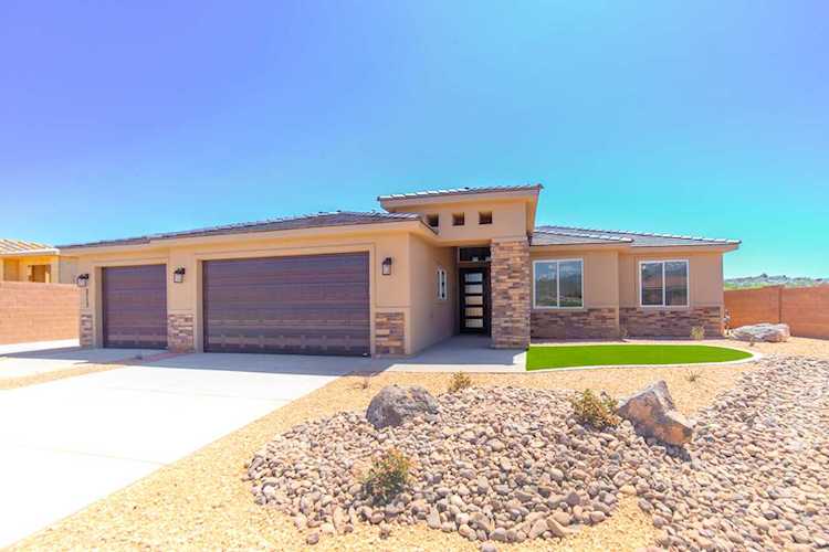 3117 W Coronado DR Hurricane, UT 84737 home for sale, MLS#23-241075 - Erika Rogers Photo 1
