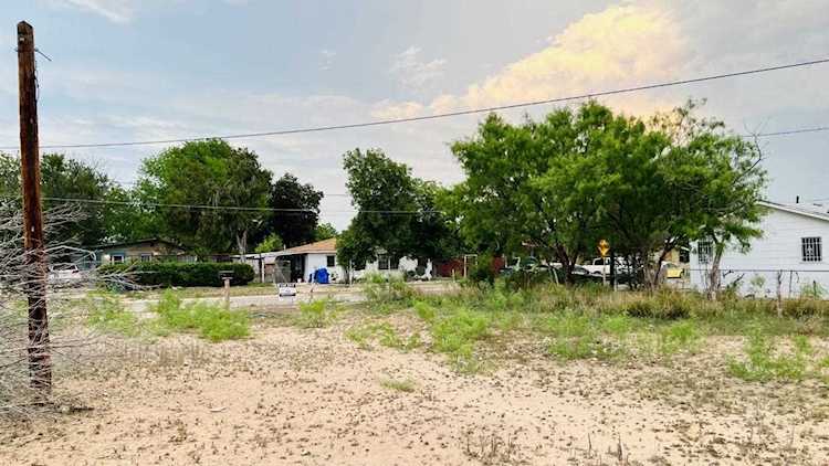503 Ware Del Rio, TX 78840