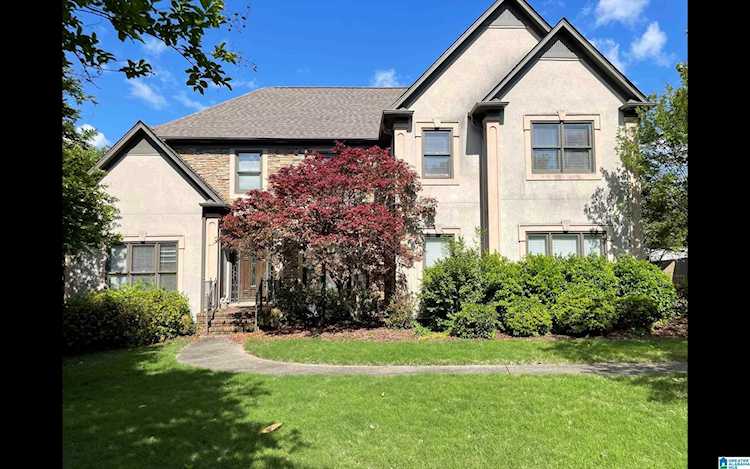 3817 Carisbrooke Circle Hoover, AL 35226