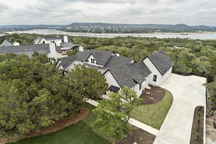 17701 Maritime Point DR Jonestown, TX 78645