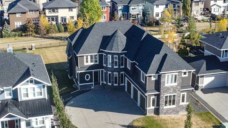 311 Silverado Crest Landing SW Calgary, AB T2X 0P1