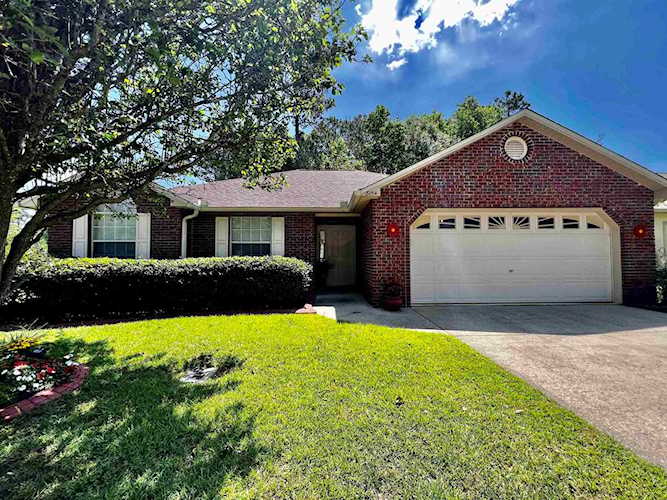 8254 Charrington Forest Blvd Tallahassee, FL 32312 in Killearn Commons Ii Photo 1