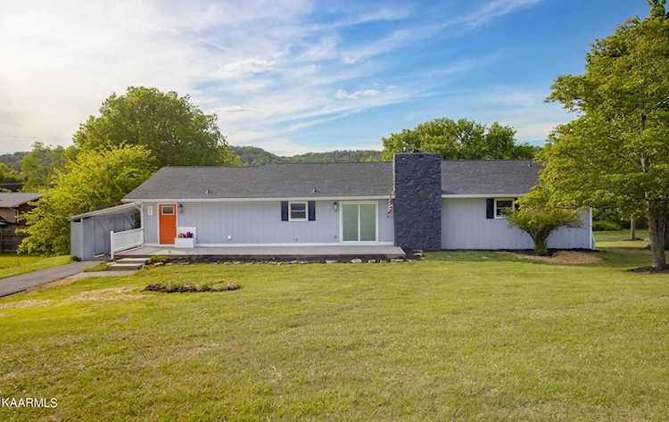 816 Magnolia Ln Seymour, TN 37865