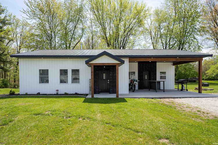11509 N State Road 13 Highway Syracuse, IN 46567
