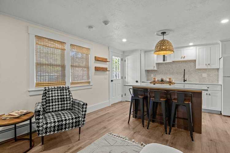 253 Main Street Dennis, MA 02638