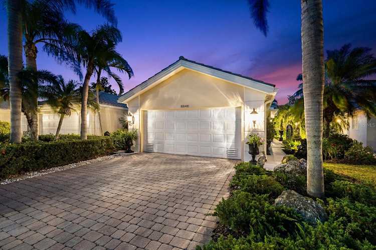 8846 Etera Dr Sarasota, FL 34238