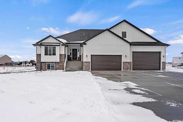 3042 N 1160 W Pleasant View, UT 84414