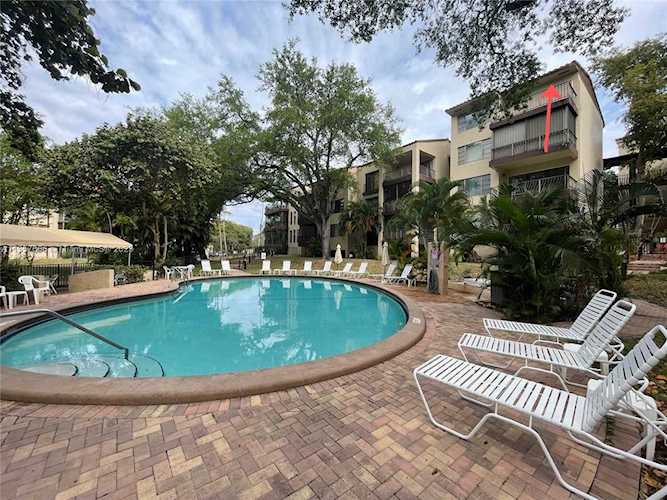 6060 S Falls Cir Dr #402 Lauderhill, FL 33319