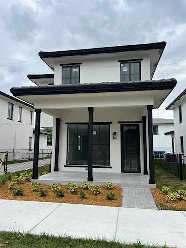 18036 SW 103 Avenue Miami, FL 33157