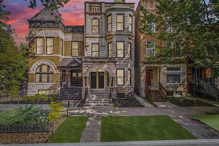 2243 N Seminary Ave #1 Chicago, IL 60614 | MLS 11762691 Photo 1