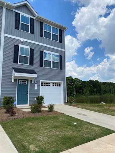 2231 Fathom Way Charlotte, NC 28269 | MLS 4027045 Photo 1