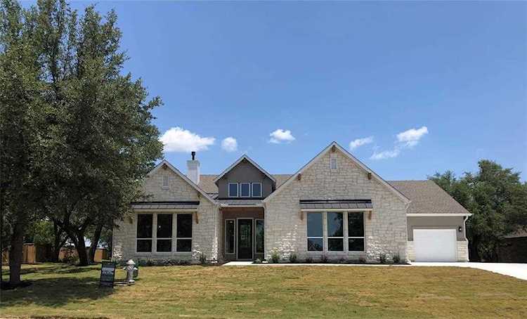 101 Onion Creek LN Driftwood, TX 78619