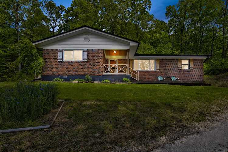 3388 N North Bend Rd Stanton, KY 40380