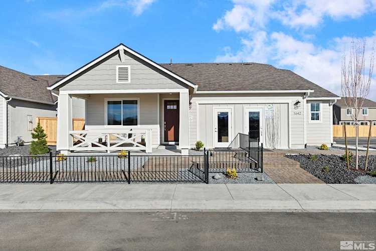 1642 Buttonwillow St. Minden, NV 89423