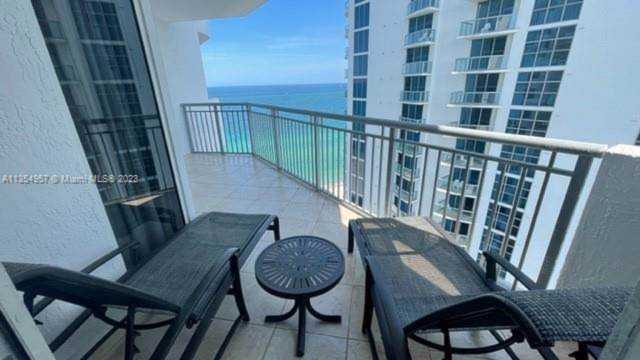 17375 Collins Ave #2105 Sunny Isles Beach, FL 33160