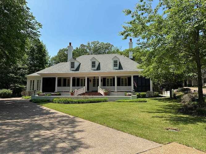 7907 Collection Cv Germantown, TN 38138