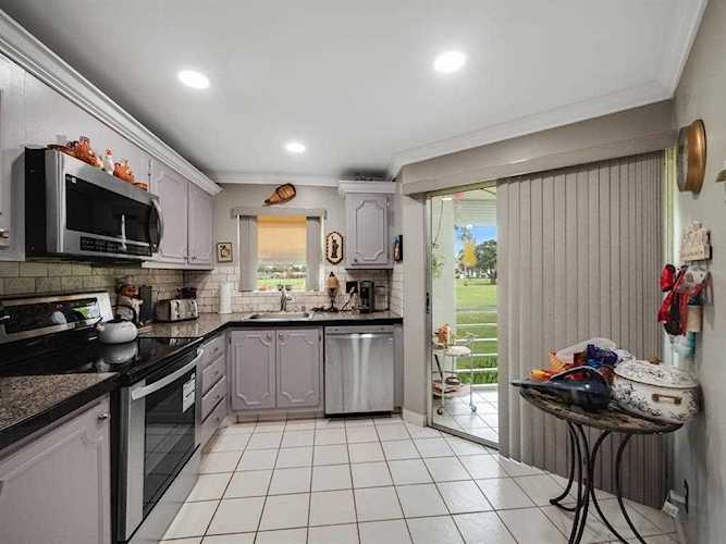 3755 Via Poinciana #203 Lake Worth, FL 33467