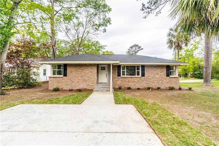 300 Durande Drive Mobile, AL 36606