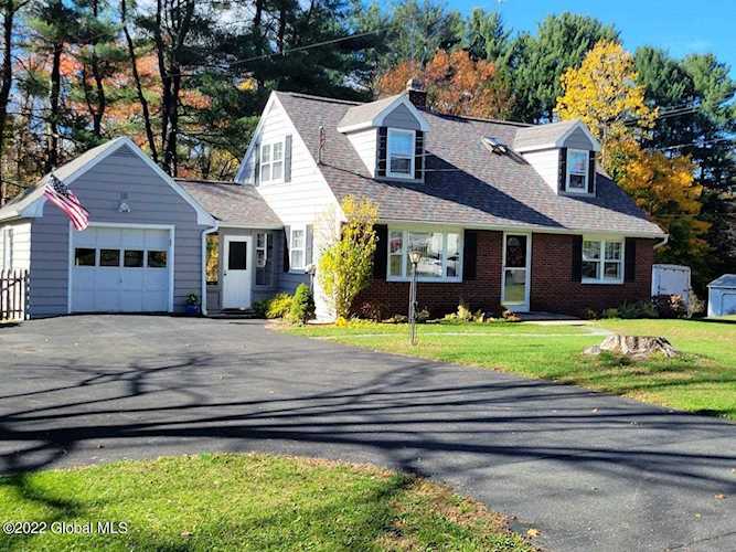 10 Wiggand Dr Glenmont, NY 12077 | MLS 202229133 Photo 1