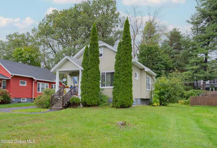 1186 S Country Club Dr Niskayuna, NY 12309 | MLS 202227283 Photo 1