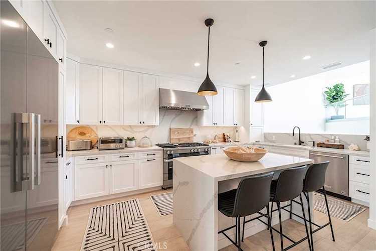 7301 Vista Del Mar #14 Playa Del Rey, CA 90293