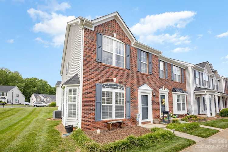 5001 Riverbed Ln Cramerton NC 28032 | MLS #4027786 | Hendrix Properties Photo 1