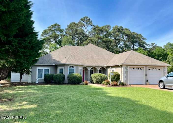 109 Somerset Court Point Harbor, NC 27964