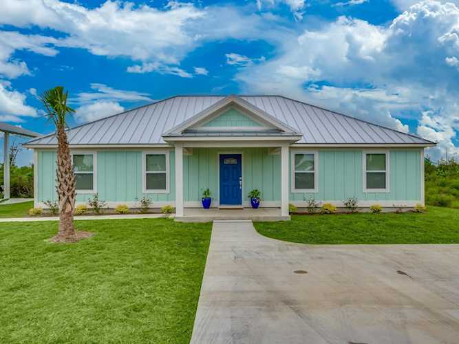 400 California Dr Mexico Beach, FL 32410