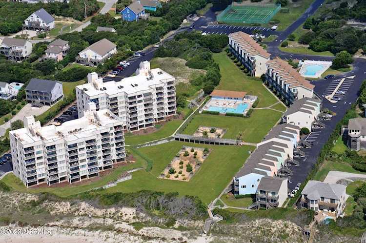 8801 Reed Drive Emerald Isle, NC 28594