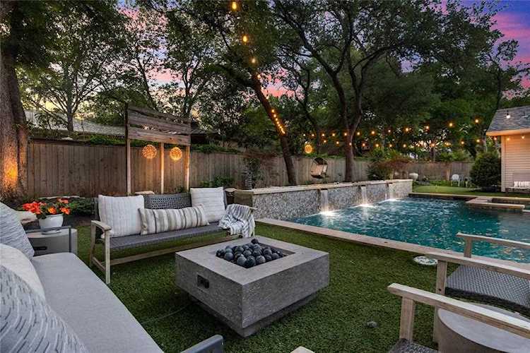 422 Ridgewood RD Austin, TX 78746