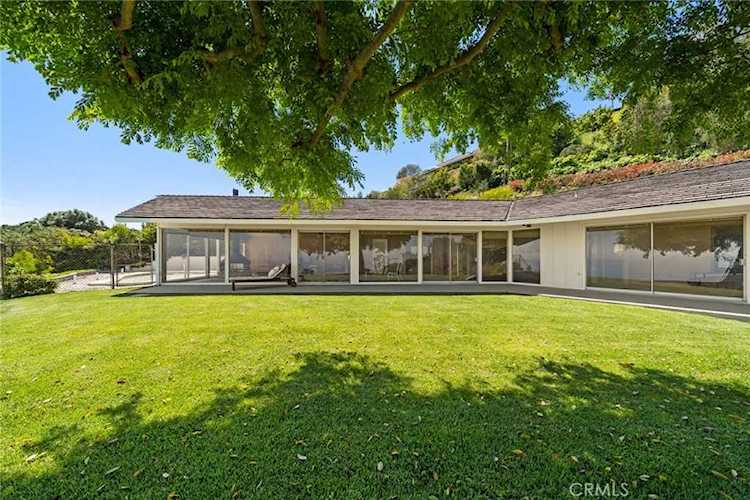 3111 Deluna Dr Rancho Palos Verdes, CA 90275 | MLS PV23006155 Photo 1