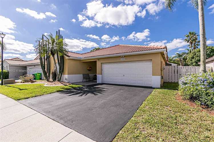 13324 NW 13th St Sunrise, FL 33323