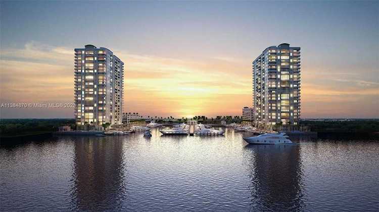 17111 NE Biscayne Blvd #2207 North Miami Beach, FL 33160