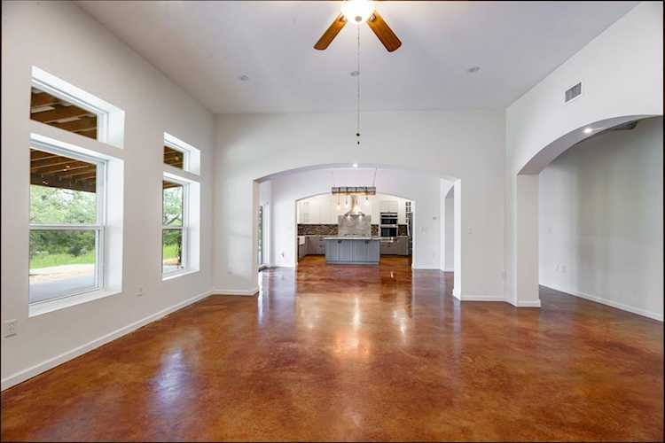 1203 B Lost River RD Wimberley, TX 78676