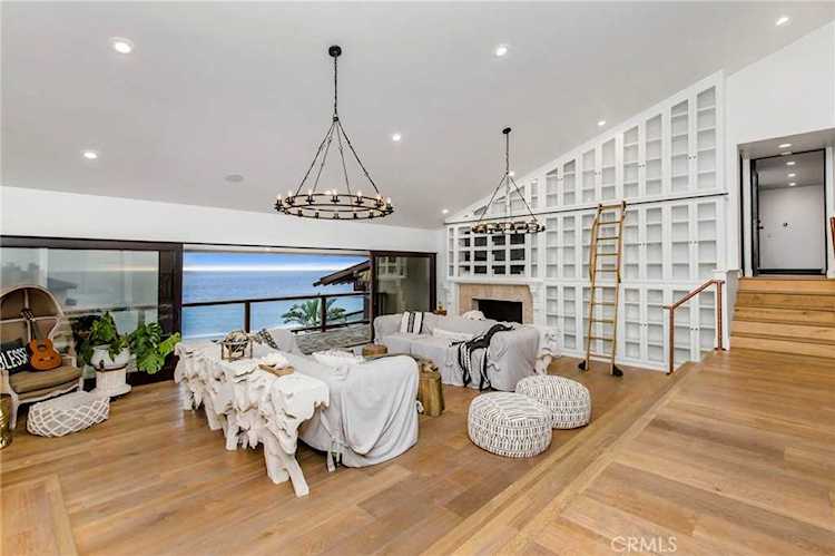 26 Lagunita Dr Laguna Beach, CA 92651