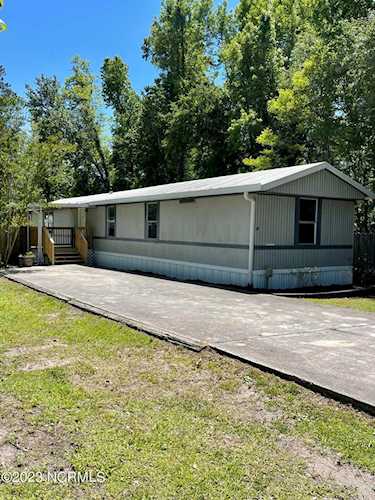 111 Wadsworth Dr Hubert, NC 28539 | MLS 100383598 Photo 1