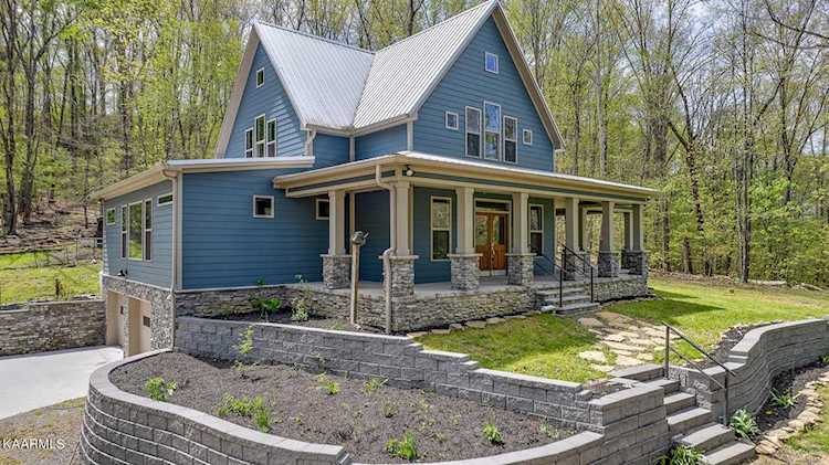 545 Bush Rd Clinton, TN 37716 | MLS 1224783 Photo 1