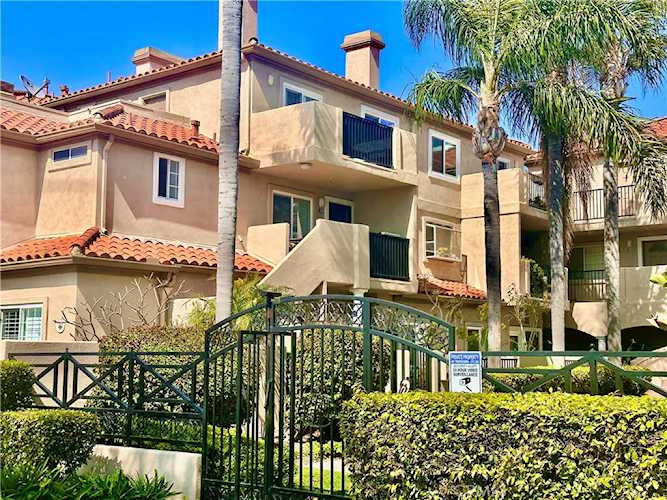 626 Lake St #59 Huntington Beach, CA 92648 | MLS OC23080123 Photo 1