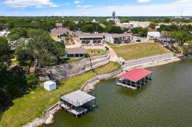 333 S Lambert Street Granbury, TX 76048