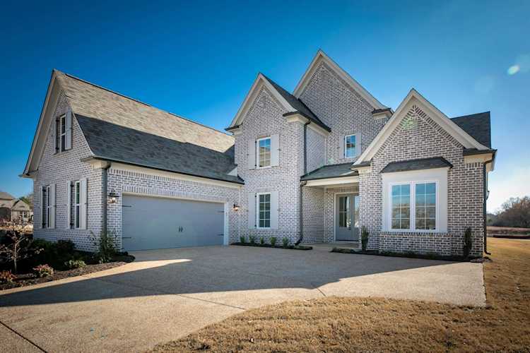 5187 Madison Valley Cir Lakeland, TN 38002