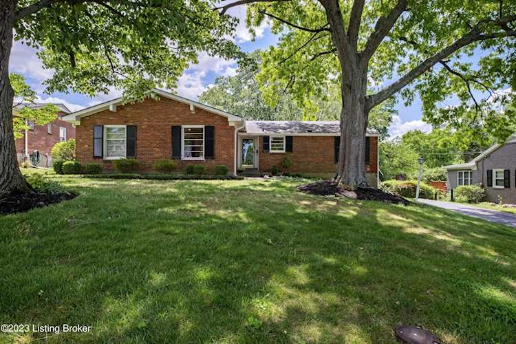 904 Iola Rd Louisville, KY 40207 | MLS 1636082 Photo 1