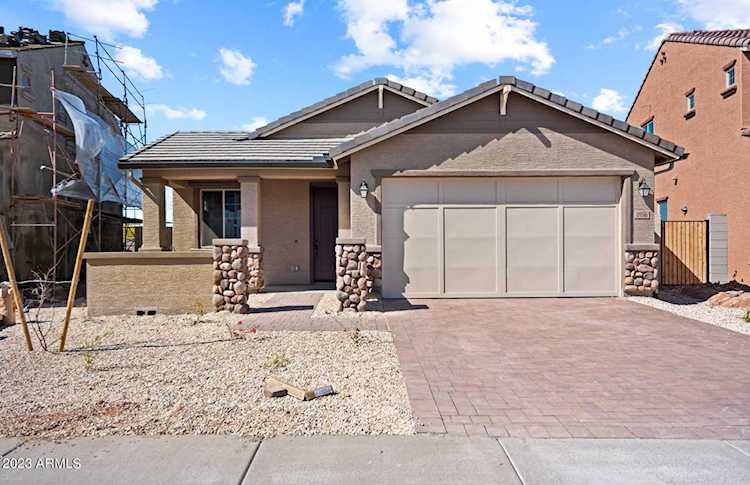 8956 W San Miguel Avenue Glendale, AZ 85305 | MLS 6552939 Photo 1